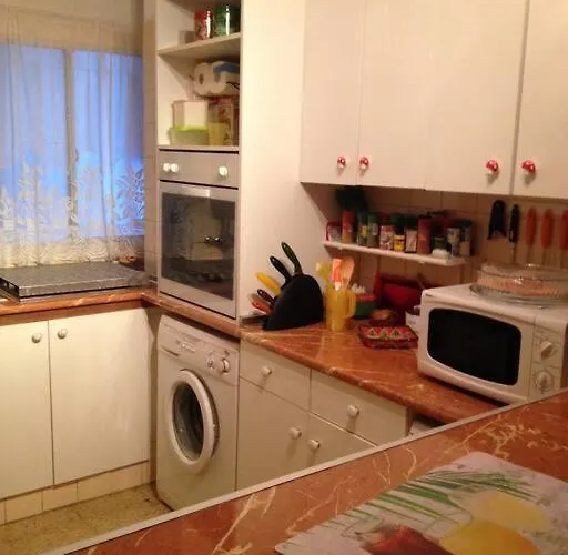 Fantastic 1-bedroom With Sea View Daire