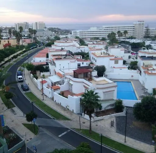 Fantastic 1-bedroom With Sea View Playa de las Américas